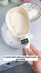 🥄 Precision at your fingertips! 💖With this electronic spoon scale, you can accurately measure spices, coffee, protein powder, and various other ingredients, down to the gram.🧑‍🍳 ✔️ Precise and easy to use (1g-800g) ✔️ Ideal for cooking, baking, pet food, baby food, and fitness ✔️ Small tool, big impact 😎Making cooking easier, not more strenuous. ✨ | 𝐂𝐨𝐦𝐦𝐞𝐦𝐨𝐫 𝐂𝐡𝐫𝐢𝐬𝐭𝐦𝐚𝐬 𝐒𝐚𝐥𝐞
