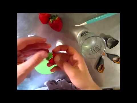 How to sculpt a fondant strawberry :Cake Decorating For Beginners
