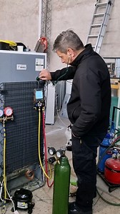 308K views · 3.3K reactions | Sabemos lo que hacemos. . . . . #work #refrigeración #refrigeration #aireacondicionado #hvac #hvachacks #hvactechnician #cooling #restaurant #tecnicoenrefrigeracion #asmr #short #electrian #electric #parati #fyp | RJ FIX | Facebook