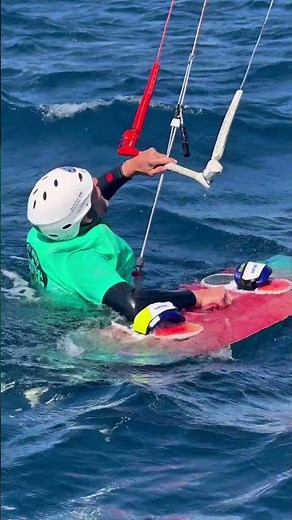 Apprendre le kitesurf à Hyères - Le Spot Kitecenter
