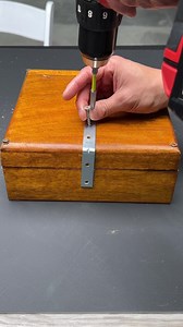 6.9K views · 25 reactions | Girlfriend uses hammer to open proposal...