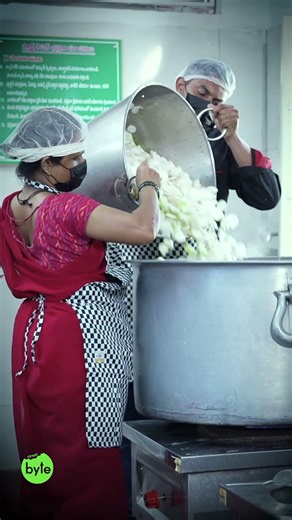 A true leader inspires through action, not just words❤️ | #PawanKalyan #DokkaSeethamma #SmartKitchen