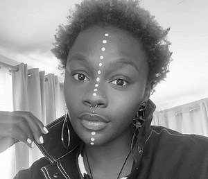 Amanda Black releases new single about self-love: "Enjoy your journey with yourself"