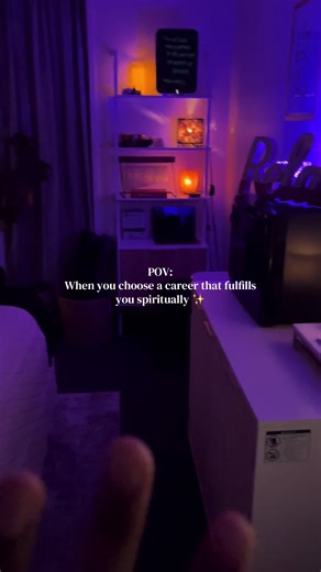 When you choose a career that fulfills you spiritually ✨ Massage therapy isn’t just what I do, it’s how I serve. Every session is an energetic exchange, a moment of presence, intention, and healing. I get to hold space for people to release stress, emotions, and what their bodies have been carrying in silence. Through touch, breath, and intuition, I’m reminded that healing is sacred work. Being trusted with someone’s body and spirit is an honor, and it nourishes my own soul just as much as it su