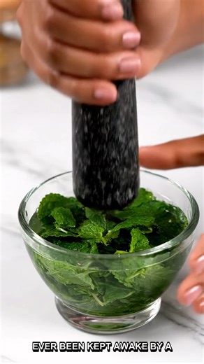 STOP toothache suffering! This natural secret WORKS in minutes. 🤫 #NaturalRemedy #HealthTips #ToothacheRelief #HomeRemedies #PainRelief.mp4