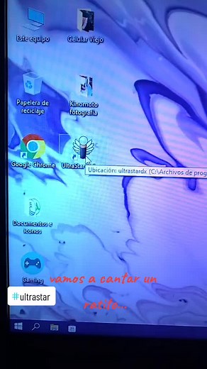 Jugando al Ultrastar Deluxe, programa totalmente gratis!! solo necesita un micrófono y amigos para hacer dúos!! #ultrastar #singing #cantante #ultraestrella #pcgaming #game #juegosmusical #juegosdivertidos #juegosgratisquevalenlapena