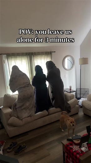 POV: you leave us alone for 3 minutes …and suddenly the blanket becomes a dance floor, the vibe gets questionable, and absolutely no one regrets it 🤍😂 Friendship at its finest. @Mike4TheWinn🥊 @BrookeAnne🍪🫶🏼🪿 #POVtiktok #FriendGroupEnergy #booshnation #winfam #cookiecrew🍪💯