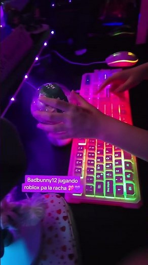 Badbunny12 playing Roblox for the streak 💖💜 #Paulita12 #Roblox #RobloxLive #humor