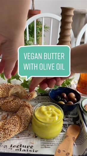 How to Make Spreadable Olive Oil Butter