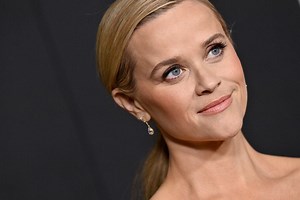 Reese Witherspoon's Latest Selfie With Her Daughter Sparks Fierce Debate from Fans