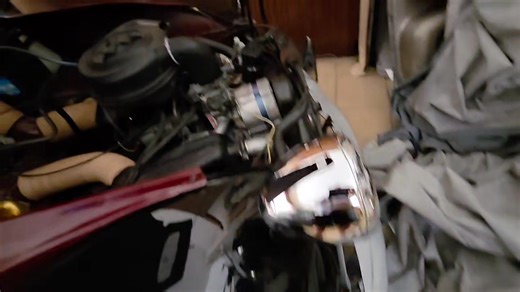 4.9K views · 41 reactions | Citroen 2CV Charleston - bliższe oglądanie i testy odpalenie silnika. Hiszpania - relacja z naszej wyprawy. Citroen 2 CV Charleston z 1982 roku, od prywatnego właściciela, bardzo ładny stan, bez korozji, bez zniszczenia lakieru, w pełni sprawny. Właściciel chce około 9000 Euro, jak ktoś zainteresowany dzwońcie 666167168, mogę podesłać więcej materiału z oględzin. | Sprzedajemy Klasyki | Facebook