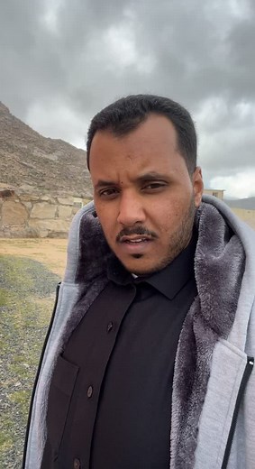 Expressive Non-Verbal Communication in Nature