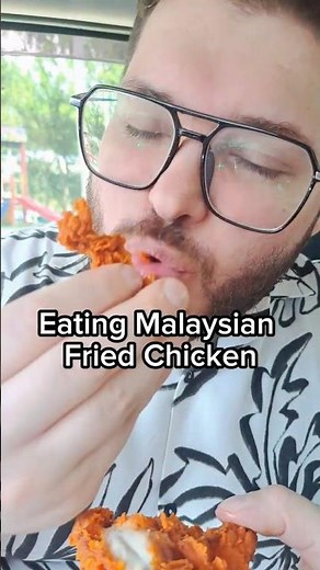 Trying Malaysian KFC | Ahmad's Fried Chicken🇲🇾🇲🇾 #malaysia #friedchicken #fastfood #kfc