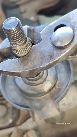 Windshield Wiper Linkage Not Working? Easy Check & Repair DIY!🤔