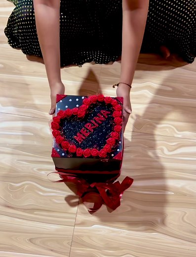 Chocolate explosion box 🍫🎁❤️😋 0763096895