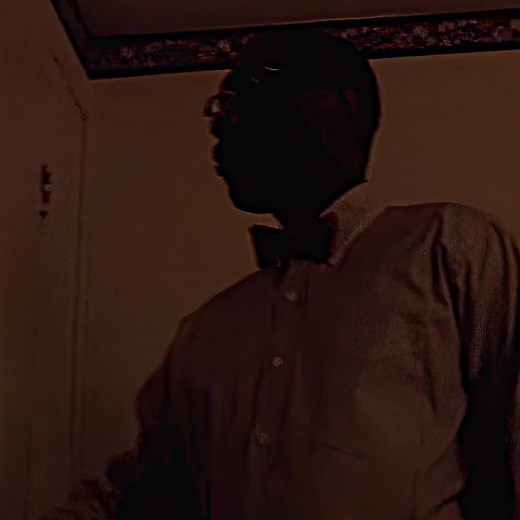 The fall of Stringer Bell, betrayed by Avon and hunted by Omar & Mouzone. Stringer belonged neither to the game nor to the legitimate world. #thewire #hbomax #fypシ #usa_tiktok #edit