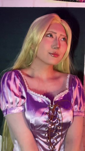 ☀️☀️☀️#disneycosplay #tangledcosplay #rapunzelcosplay #tangled #ラプンツェルコスプレ #disneyprincess #disneyprincesscosplay