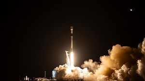 SpaceX完成年度第100次轨道发射 成功发射20颗OneWeb卫星_哔哩哔哩_bilibili