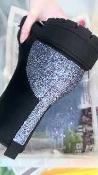 Transforming Boots with Glitter for a Sparkling Makeover