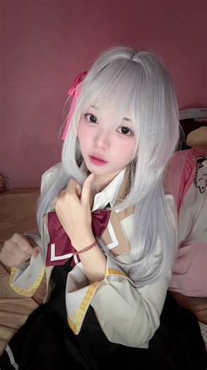 Alya's Cosplay Journey: Embracing Feelings in Russian