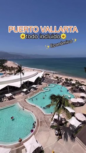 HOSPEDAJE TODO INCLUIDO EN PUERTO VALLARTA 🥭🗺️🌮🌼: Te quiero recomendar que para tu estancia te quedes en: @krystalaltitudevallarta ✈️ Excelente ubicación, a 20 minutos del Aeropuerto Internacional de Puerto Vallarta. 🌴 A 20 minutos del famoso Malecón de Puerto Vallarta 🌮 Cuenta con: 6 restaurantes en The Hacienda: (3 restaurantes, 2 bares y 1 sky bar) 🍣 Y en Resort: 4 restaurantes, 1 barra, 1 snack, 1 sushi bar. 🌼 Krystal Altitude Vallarta es un hotel ideal para familias, amigos, parejas