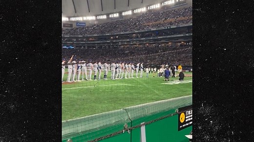 Rodney Peete Shows Off Fieldside View Before Foul Ball Snag