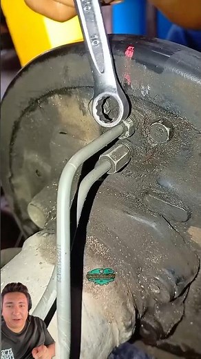 How to Remove a Brake Line Easily #mechanics #autos #workshop