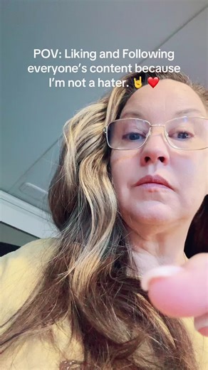 Hitting all the buttons and showing love to everyone trying to grow. 🙌 #fypppp #besties #engagingbesties