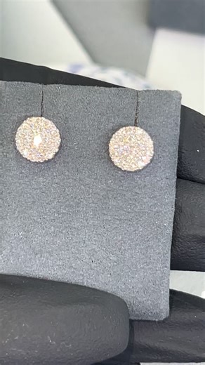 DIAMOND EARRINGS Our 14K natural diamond earrings are crafted in all three gold tones to suit every style. Whether you’re dressing up or elevating the everyday, these timeless pieces bring brilliance to every moment. ✔️ 14K & 18k Gold ✔️ Natural Diamonds ✔️ Available in Yellow, White & Rose Gold Made to order your style, your shine, your statement. Inquiries: DM @jewelswithappeal Cell: 323 485 2881 Business: 213 372 5212 BY APPOINTMENT ONLY We exclusively use authentic 14K and 18K gold with natu