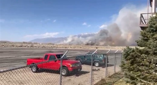 TheHotshotWakeUp: Substack/Podcast | California: The Silver Fire in Inyo County is being pushed by very strong winds. Air Tankers had to sit down due to turbulence. Winds have... | Instagram