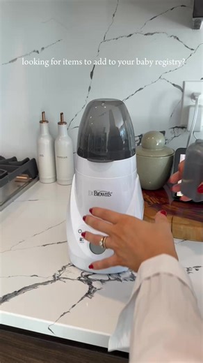 Quickly and safely warm bottles and food jars - and sanitize - using steam heat | Dr. Brown's Baby
