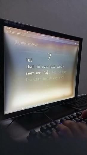 Day 3 ⌨️ 105 WPM in 15s.Road to 300+ WPM#typing #wpm #grind #day3 #shorts