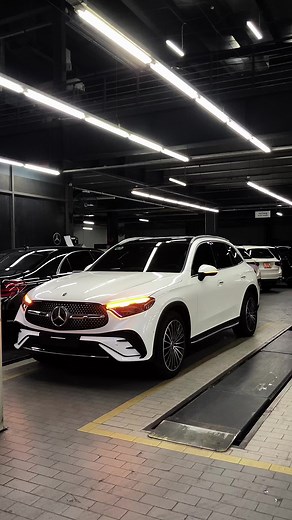 Nam Mercedes trên TikTok