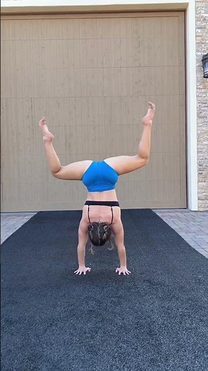 EPIC HANDSTAND CHALLENGE