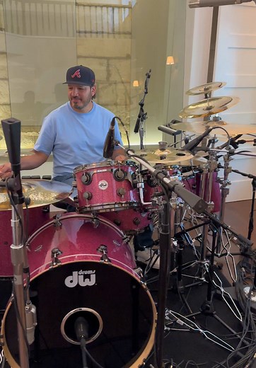 Discover Intocable's Latest Music Hits