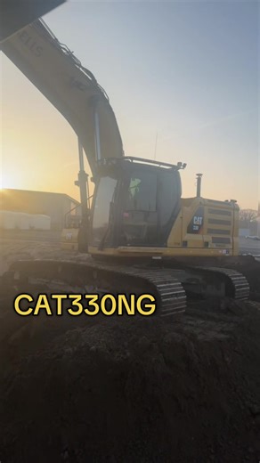 Diverse. Ved i slutet 😍 #bjursells #catepillar #scania #sweden #viral