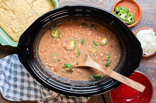 Spicy Pinto Beans in Slow Cooker - The Magical Slow Cooker