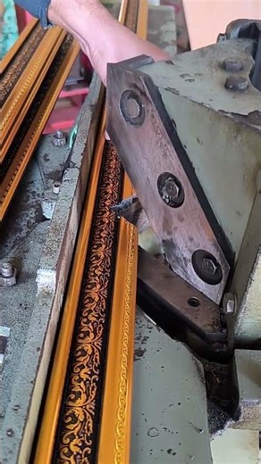 photo frame cutting machine #shorts #trending #viral #photoframe #pictureframe #frame #youtubeshorts