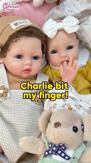 Charlie bit my finger!!😫#charlie #roleplay #dolls #brothers #pretendplay #memes #meme #dollshorts