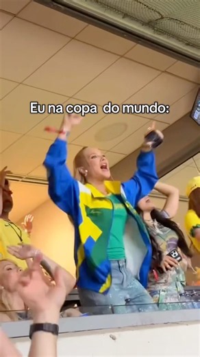 Virgínia Fonseca dances for Vini Jr. at the World Cup 😱 #virginia #worldcup #viniciusjr #brazil