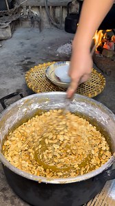 Mời cả nhà ăn Bánh Ong nha | Bếpp QUÊ NHÀ