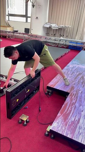 LED floor tiles feature a modular design for quick installation and removal.#ledfloor #stagedesign