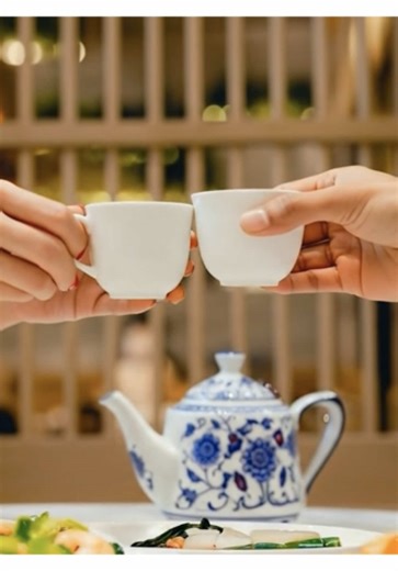 North-side friends, your 𝗗𝗼𝗹𝗹𝘆 𝗗𝗶𝗺 𝗦𝘂𝗺 cravings are calling 🥟✨ 📍Find us at LG 26-27 Sunway Carnival Mall #HalalCertified #ProudlyHalal #DollyDimSum #SunwayCarnival