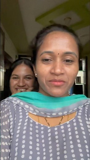 Varsham padi intloke varadhalu vochela unnay…💃🌧️☔️#rain #rainyseason #ytshorts #sahrudafruity