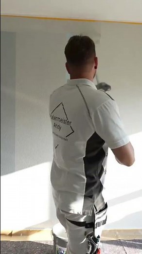 Paint against mold 😷