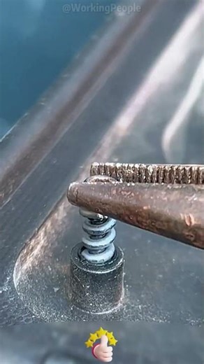 Practical methods for repairing stripped plastic screw holes 🔧🛠️🧰