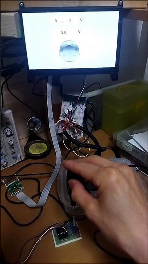 Raspberry Pi & CODESYSで電圧を読取りモニターに表示させる。