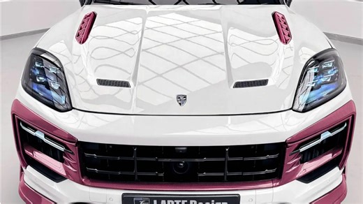Ce kit carbone rose pour Porsche Cayenne de LARTE design va faire des envieux