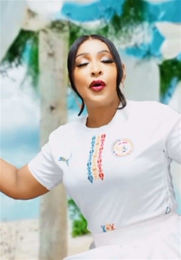 Viviane Chidid's Live Performance at Legend Act 3