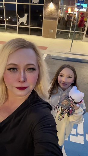 Exploring K-Pop Korean BBQ: Stray Kids, New Jeans, and More!